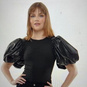 Black Fitted Bodysuit with Puff Sleeves